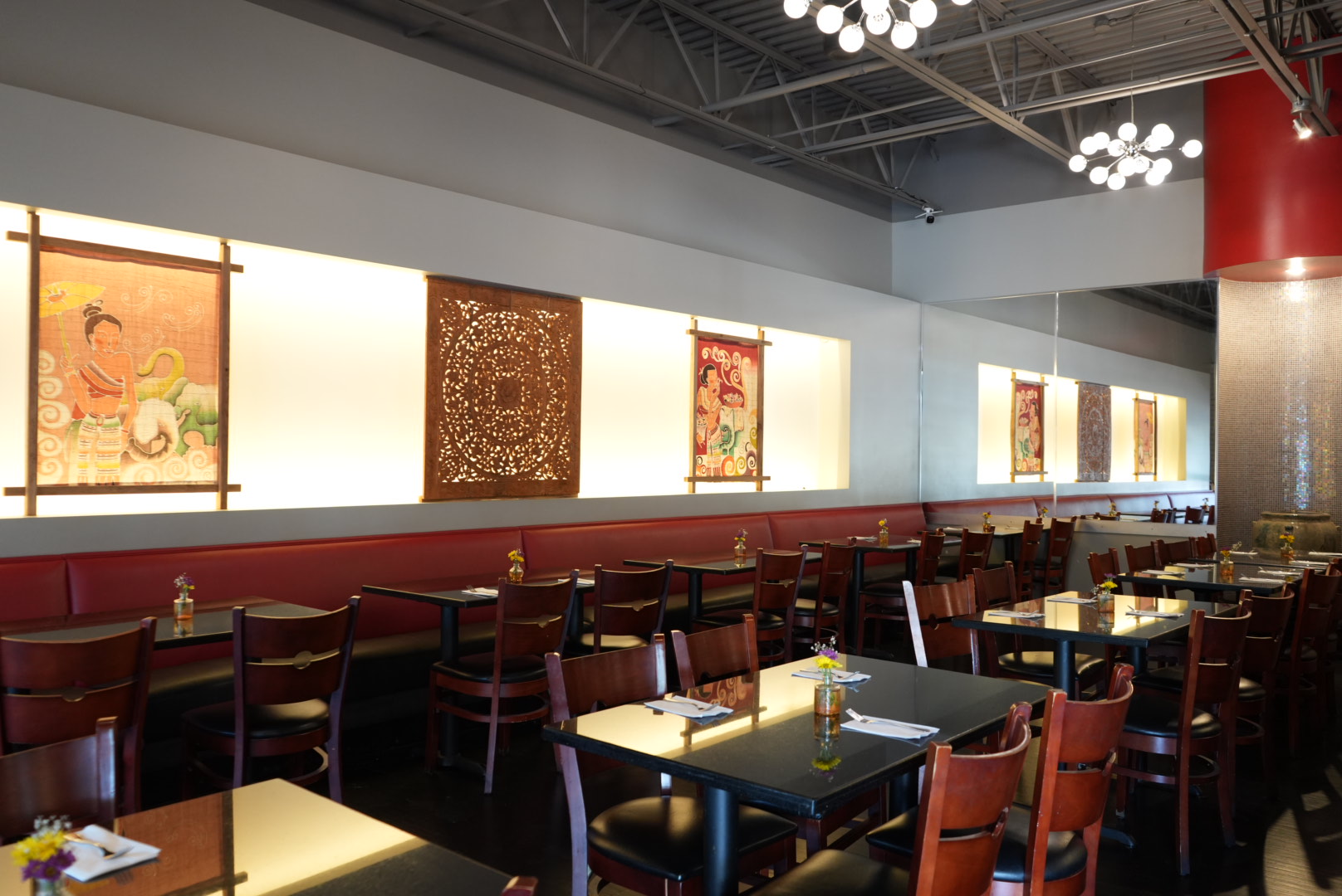 Cozy modern dining room at Bangkok at Beltline